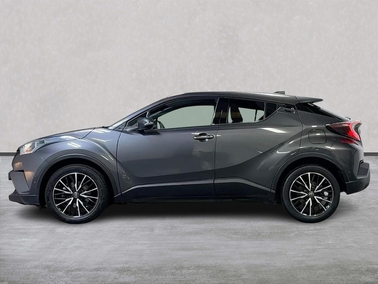 Used Toyota C-HR 2019 for sale - 77056899: Photo 19