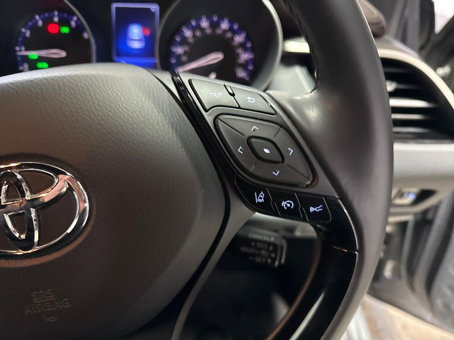 Used Toyota C-HR 2019 for sale - 77056899: Photo 25