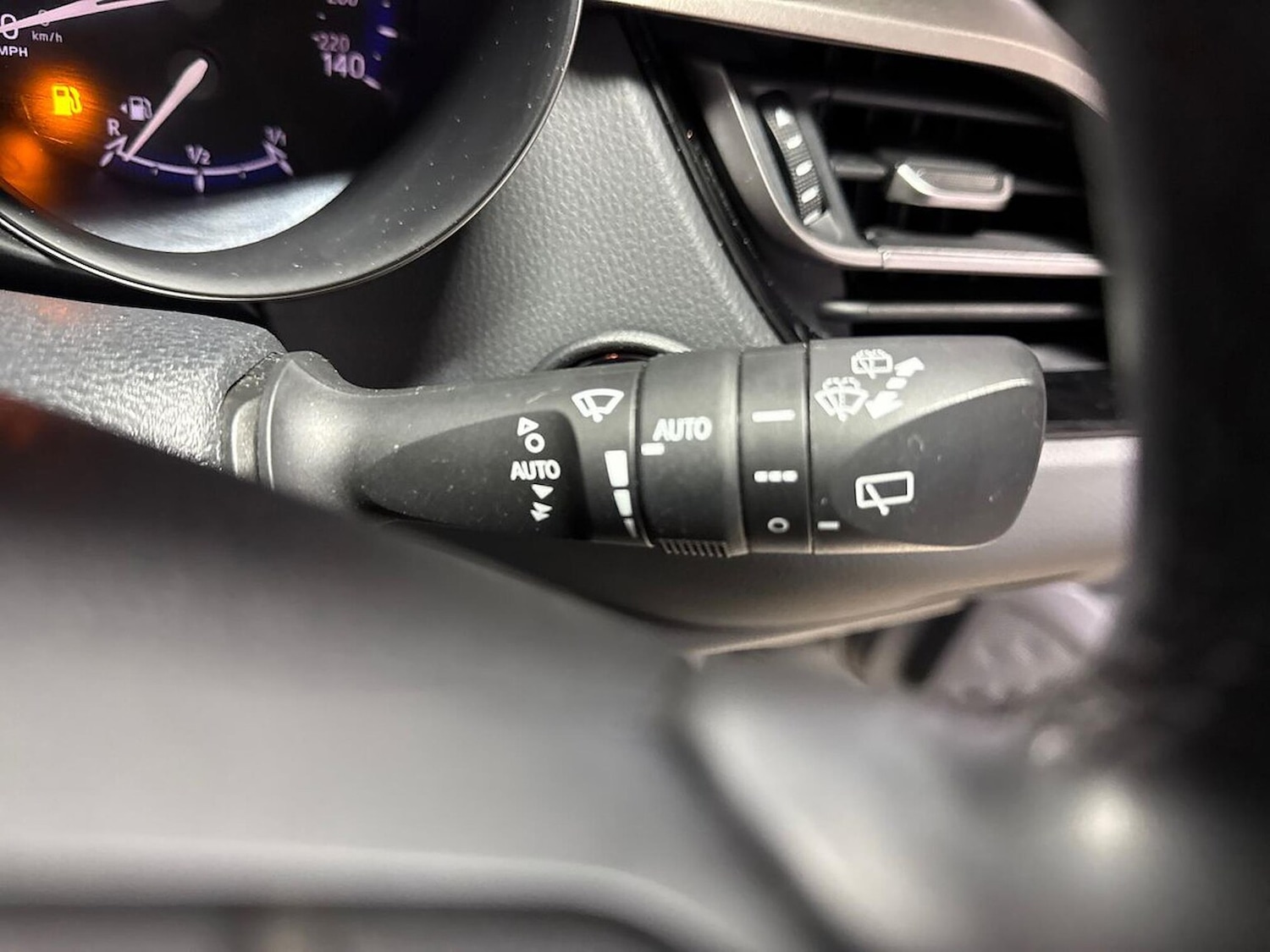 Used Toyota C-HR 2019 for sale - 77056899: Photo 27