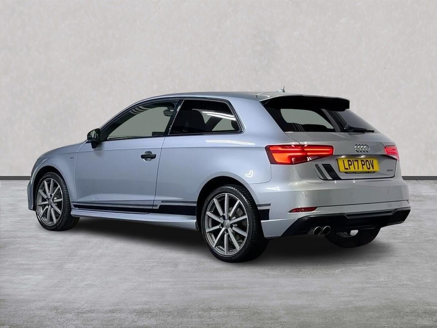 Used Audi A3 2017 for sale - 76905002: Photo 2