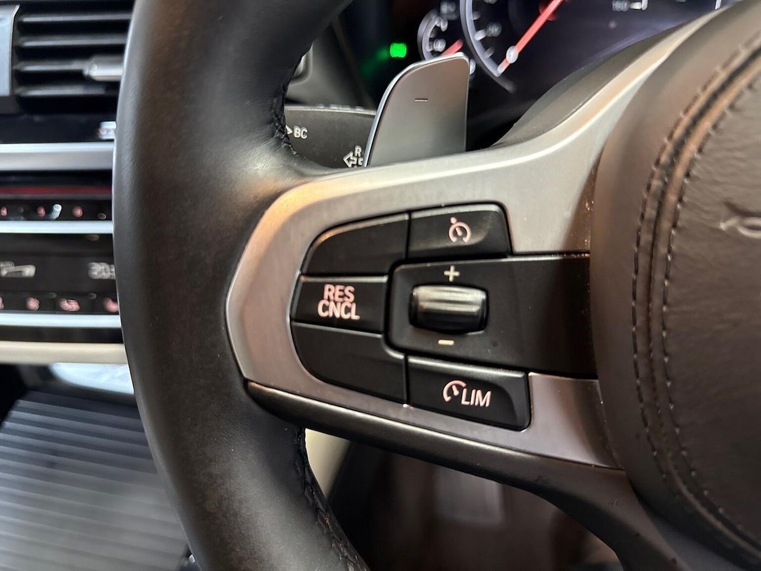 Used BMW X4 2019 for sale - 76974554: Photo 24