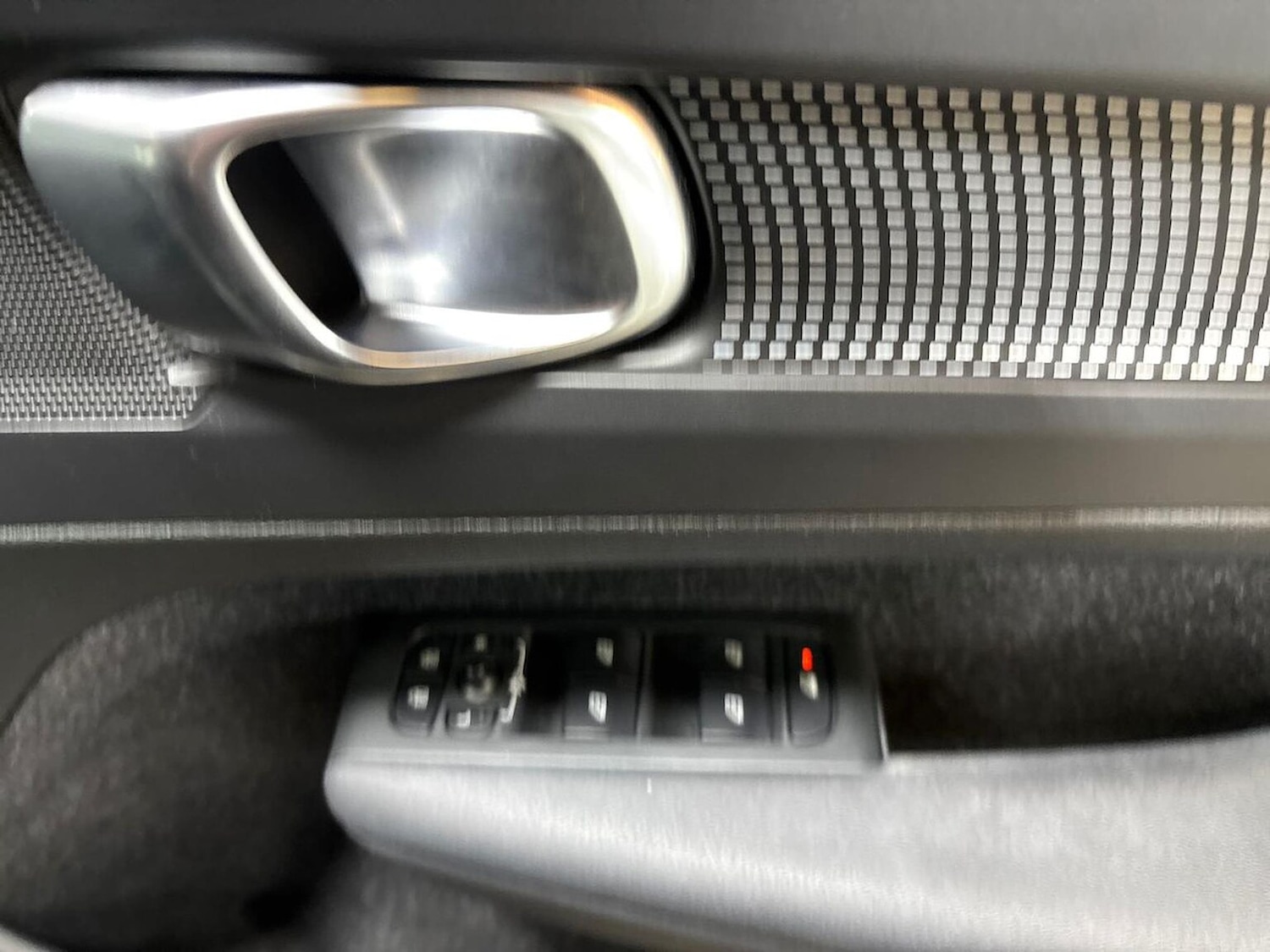 Used Volvo XC40 2020 for sale - 76450548: Photo 21