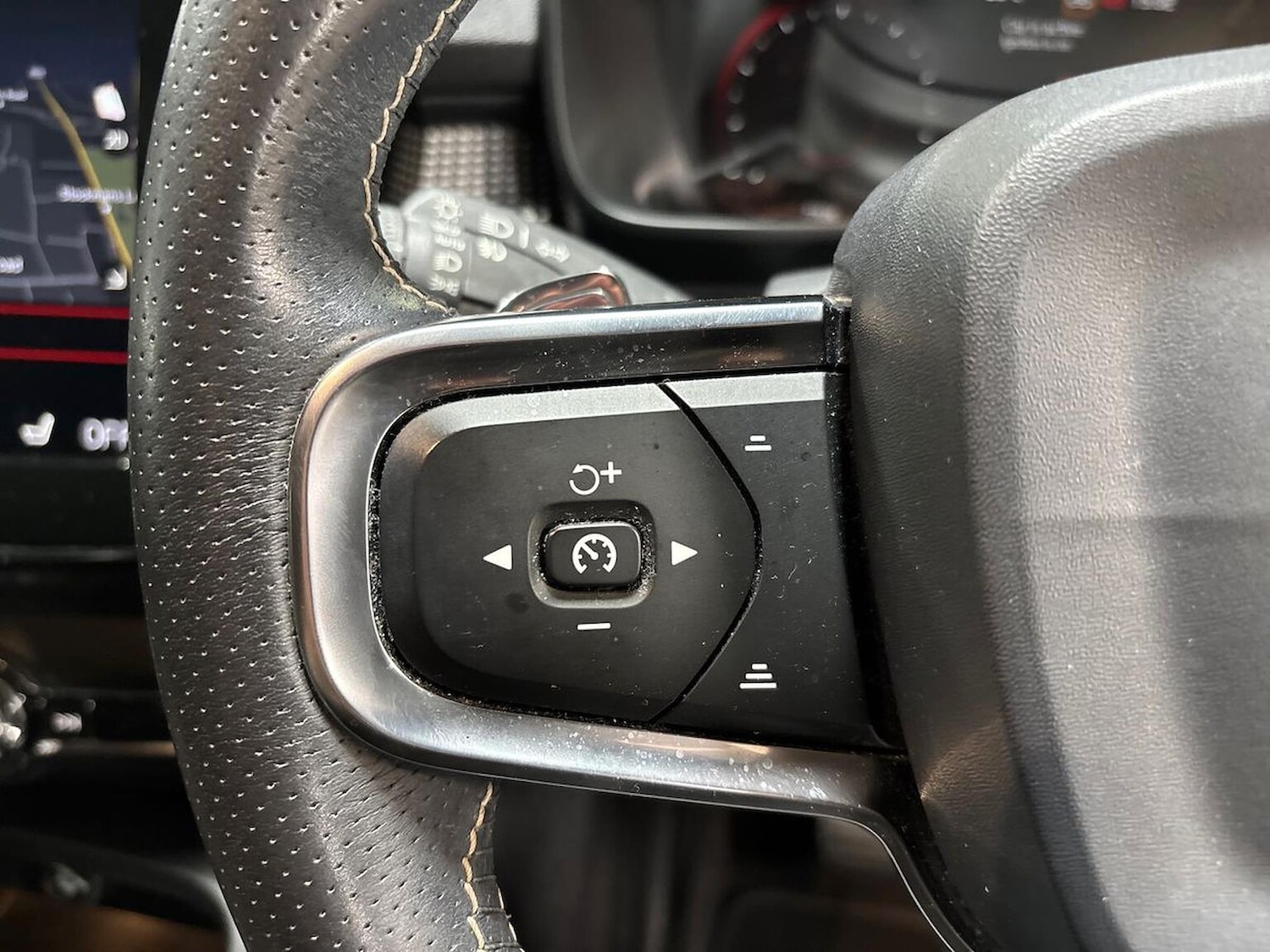 Used Volvo XC40 2020 for sale - 76450548: Photo 24