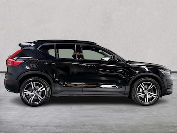 Used Volvo XC40 2020 for sale - 76450548: Photo