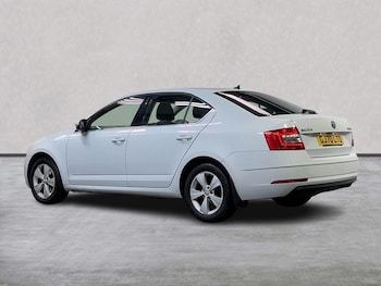 Used Skoda Octavia 2020 for sale - 75524021: Photo