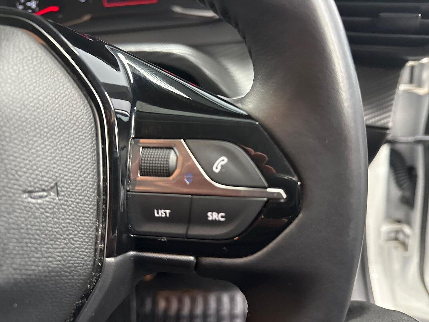 Used Peugeot 208 2021 for sale - 76246253: Photo 25