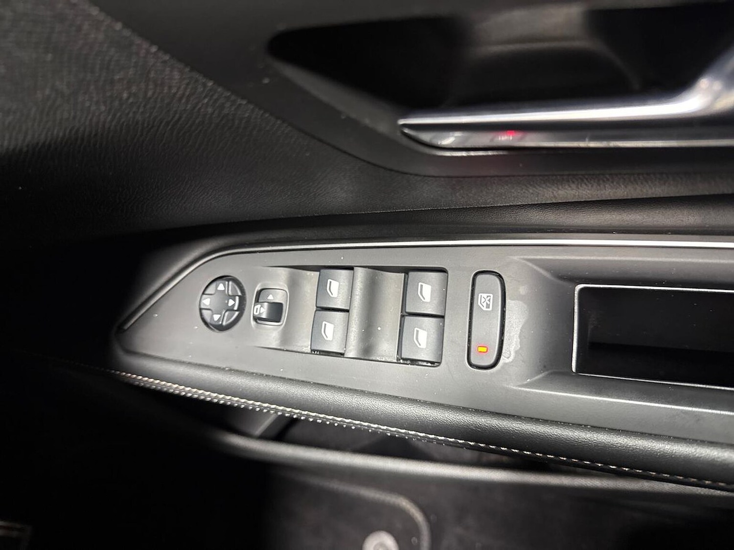 Used Peugeot 5008 2019 for sale - 76932303: Photo 21