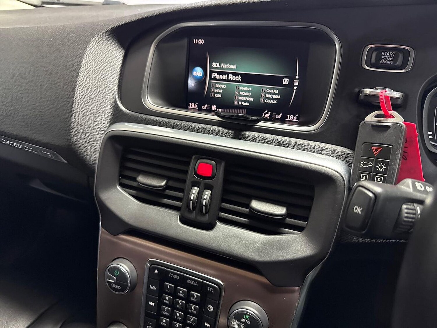 Used Volvo V40 2017 for sale - 76193162: Photo 23