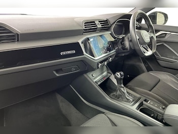 Used Audi Q3 2022 for sale - 77665584: Photo