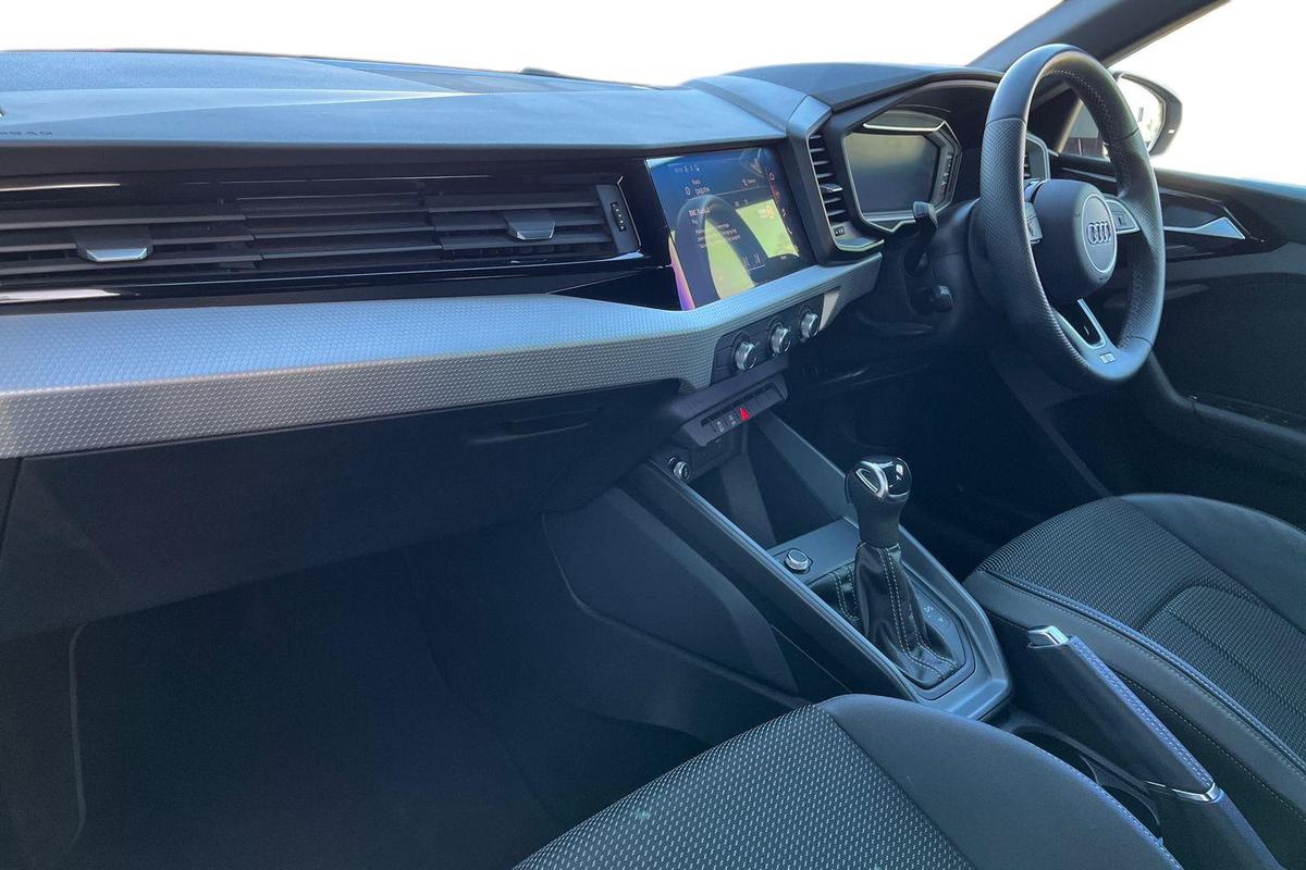 Used Audi A1 2021 for sale - 76681058: Photo 2