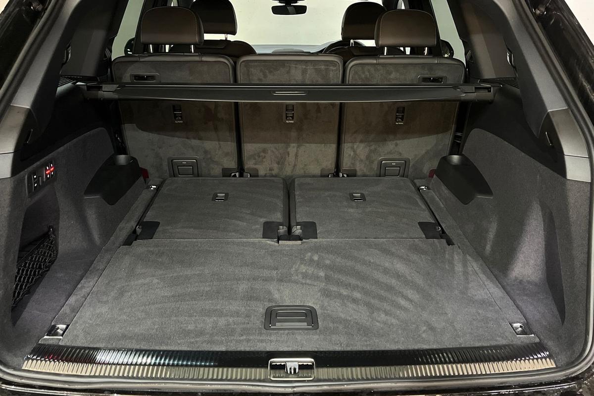 Used Audi Q7 2024 for sale - 76677191: Photo 12