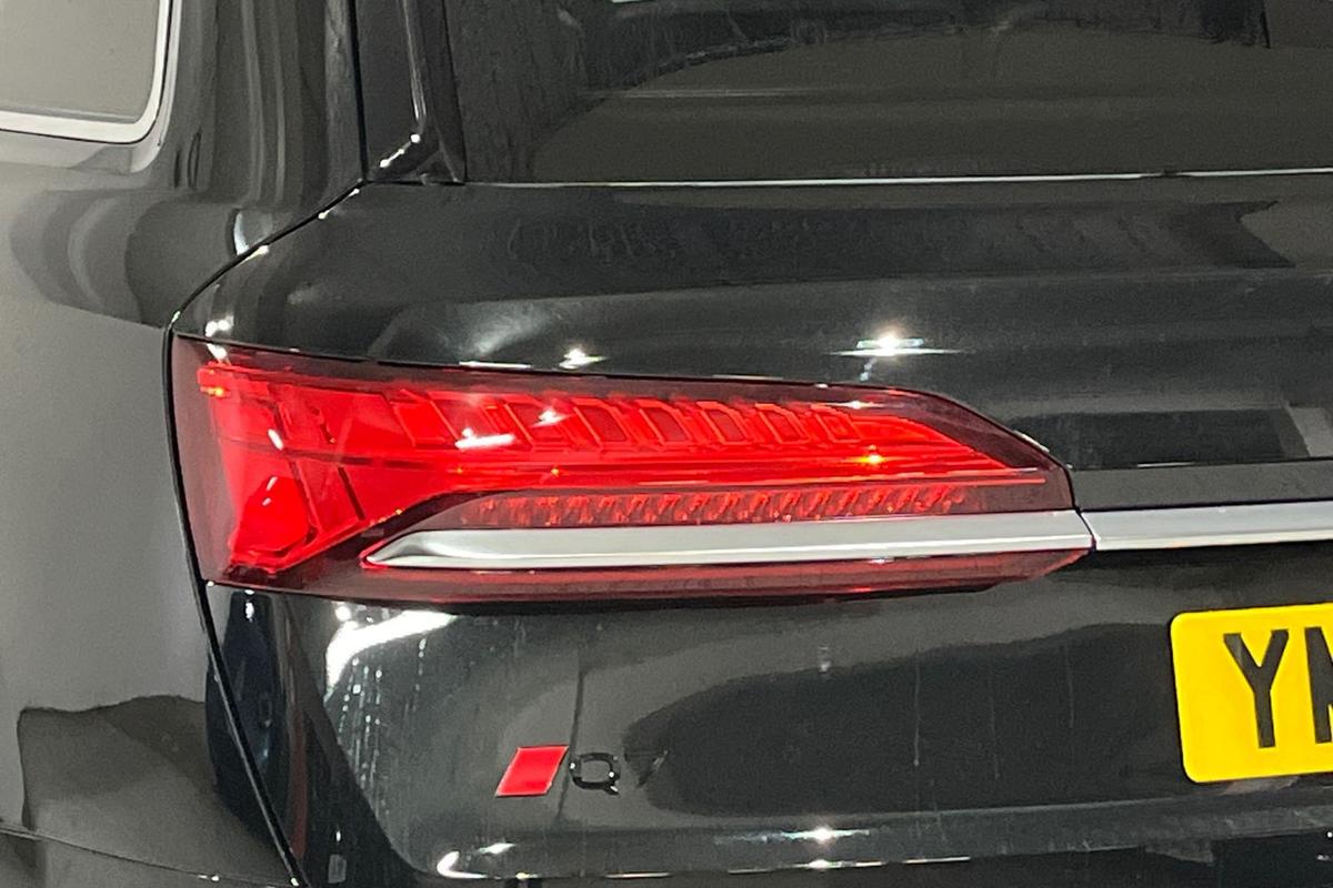 Used Audi Q7 2024 for sale - 76677191: Photo 18