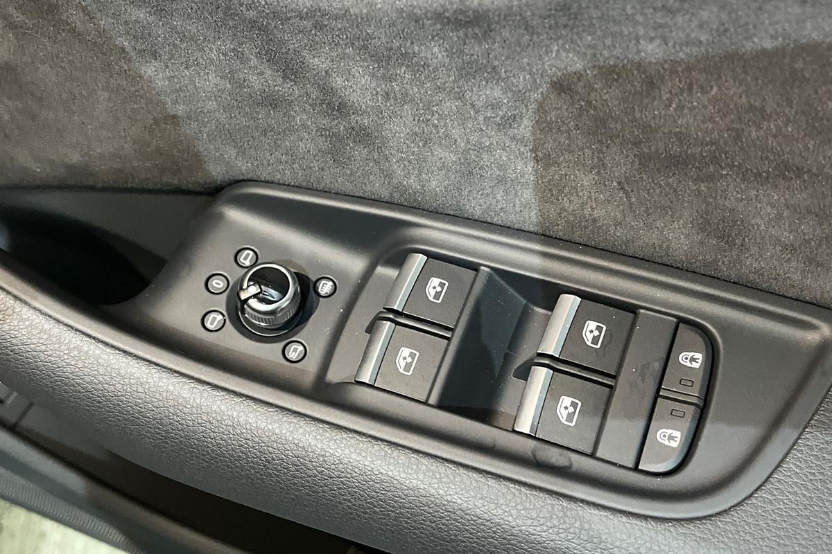 Used Audi Q7 2024 for sale - 76677191: Photo 25