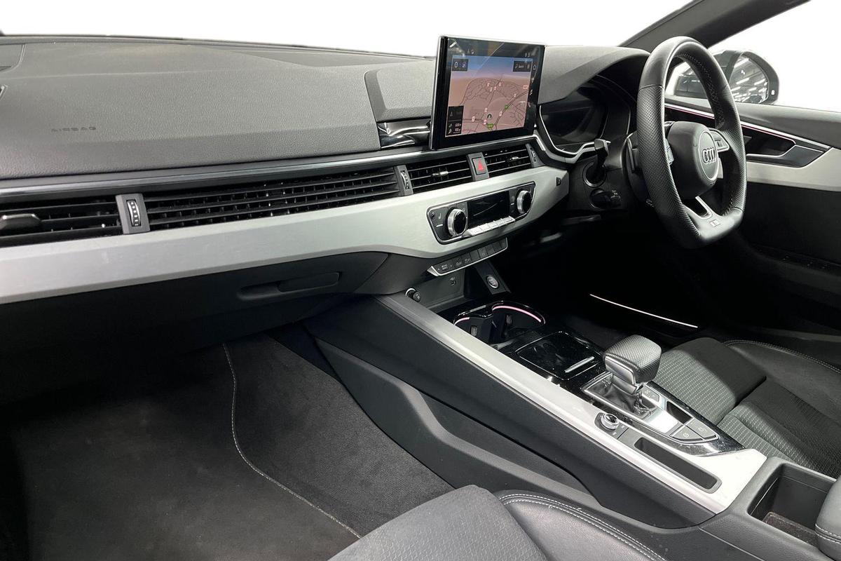 Used Audi A4 2022 for sale - 77551908: Photo 2