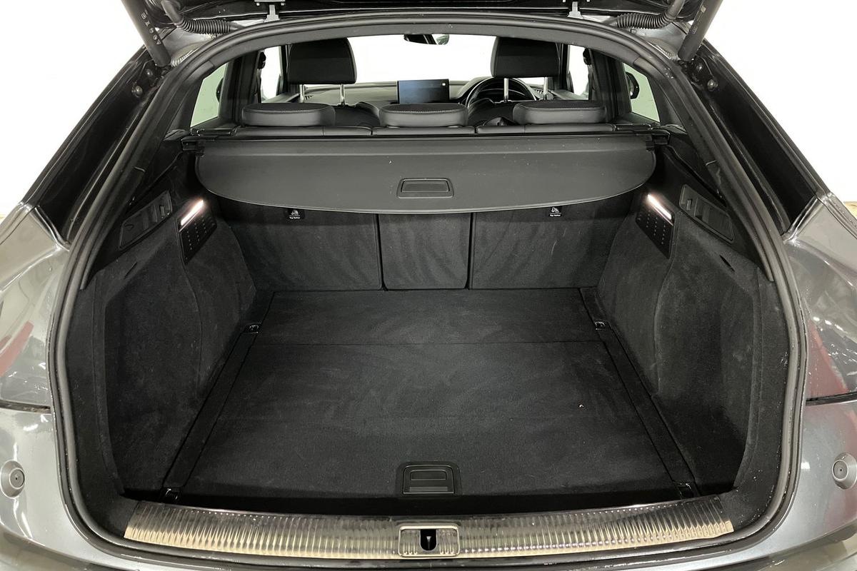 Used Audi Q5 2023 for sale - 77532883: Photo 12