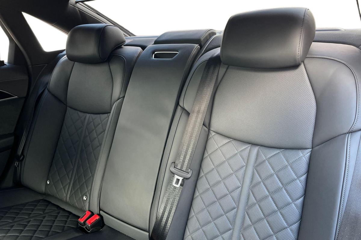 Used Audi A8 2023 for sale - 76675731: Photo 8