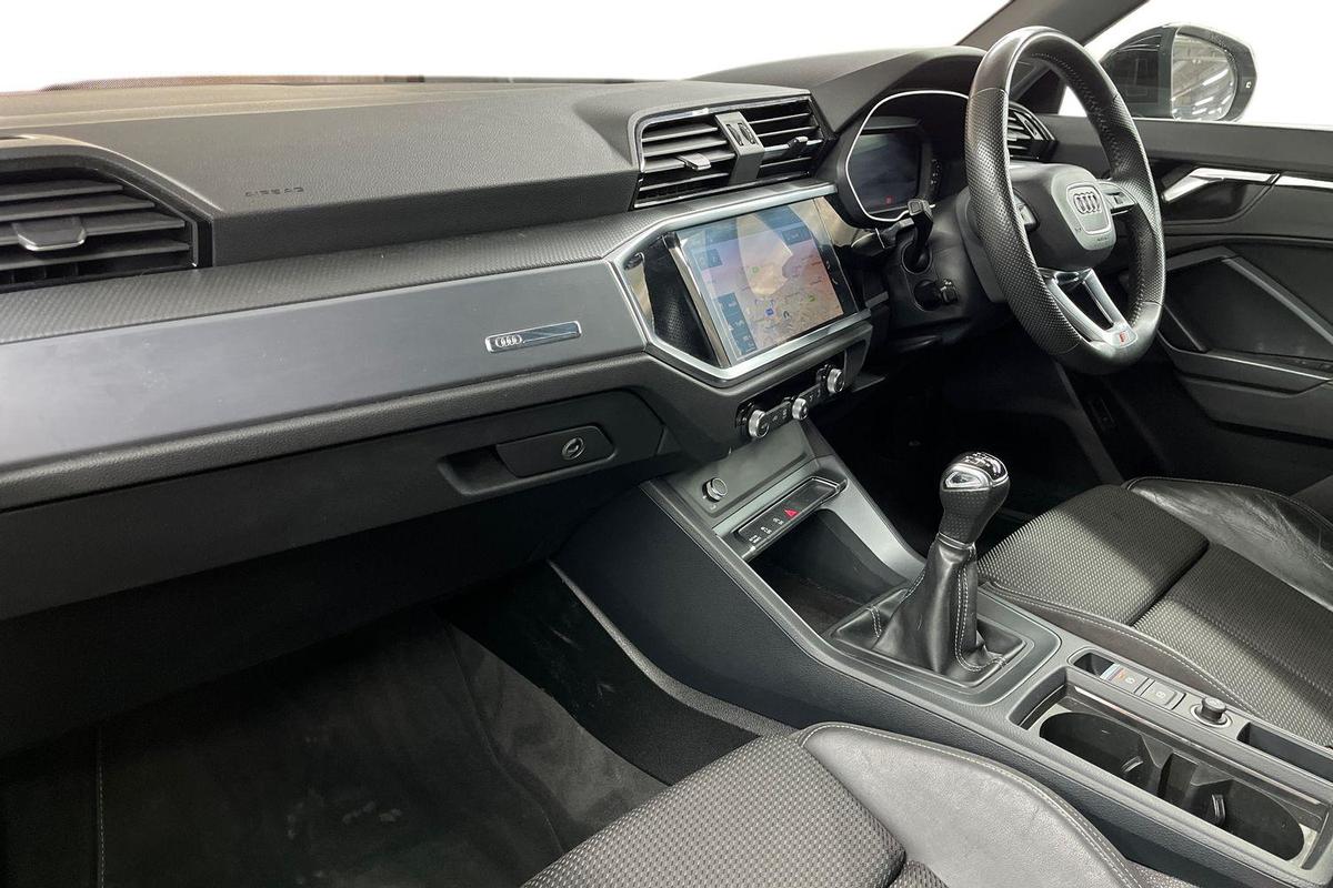 Used Audi Q3 2019 for sale - 77822508: Photo 2