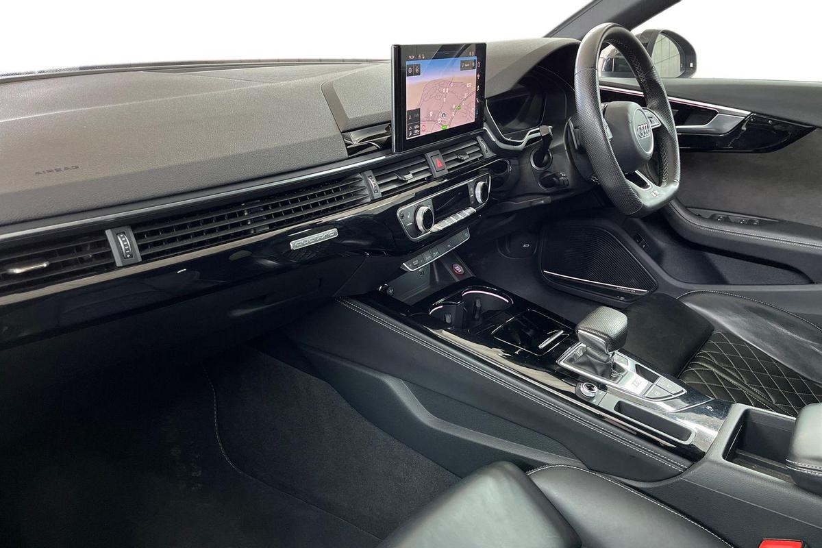 Used Audi A4 2021 for sale - 78211816: Photo 2