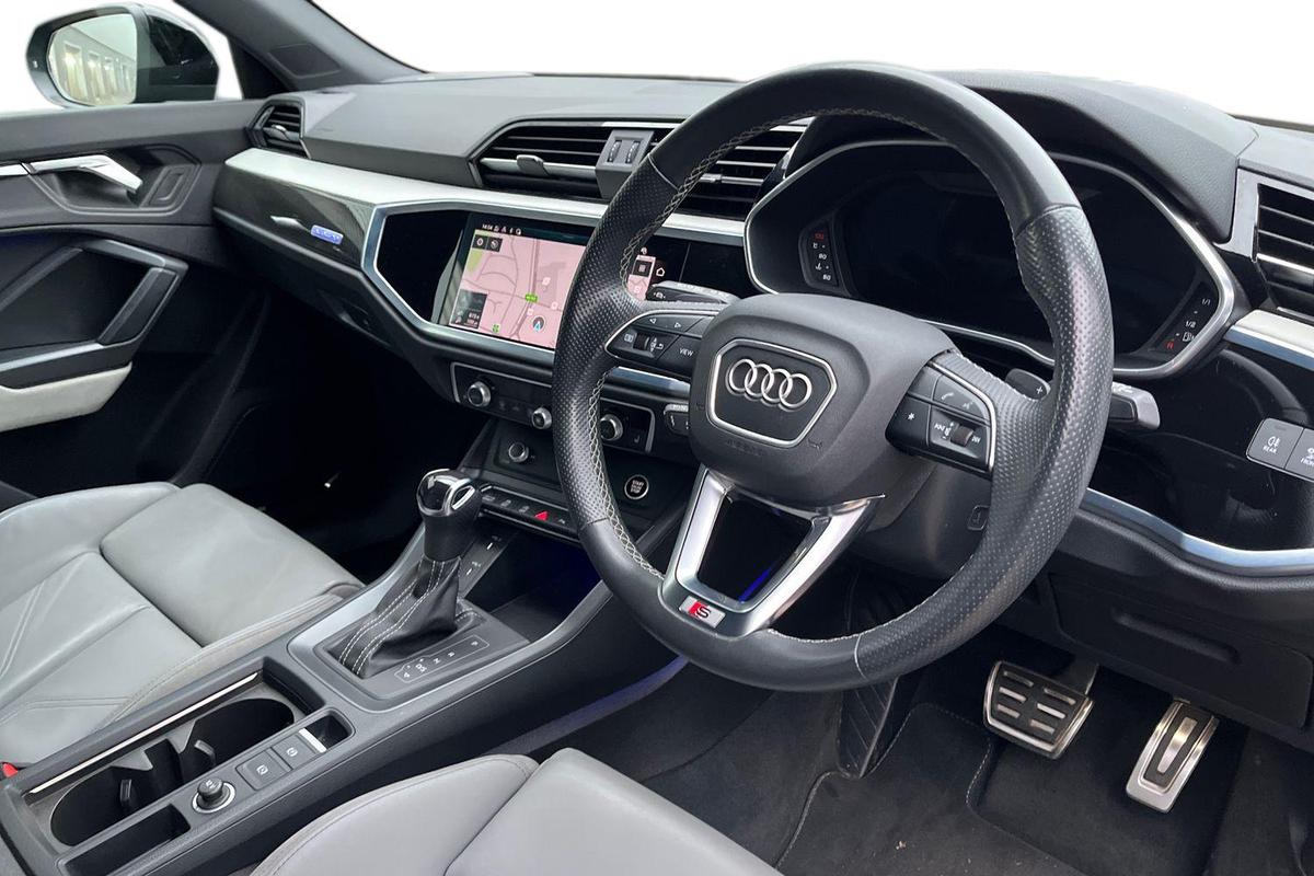 Used Audi Q3 2021 for sale - 77332645: Photo 6