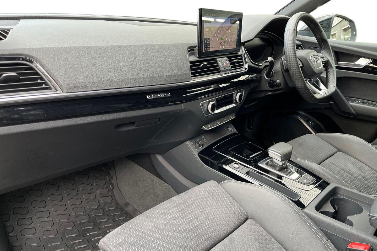 Used Audi Q5 2024 for sale - 77532885: Photo 2