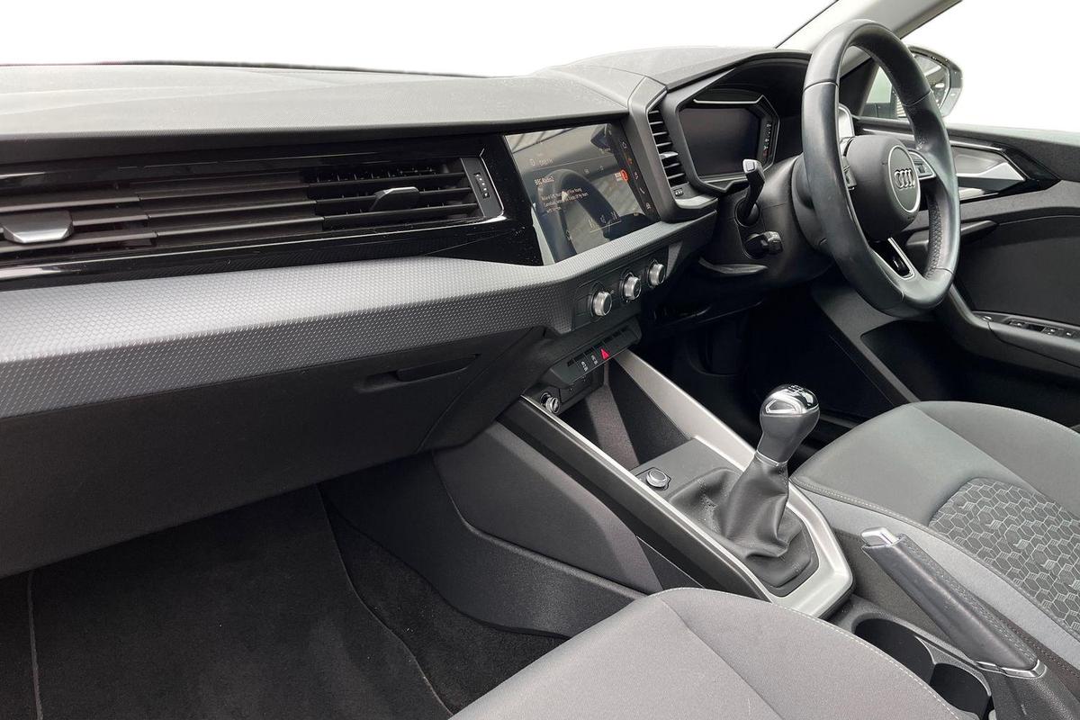 Used Audi A1 2023 for sale - 77797983: Photo 2