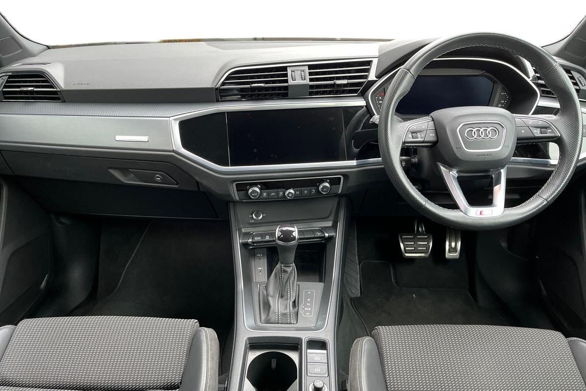 Used Audi Q3 2022 for sale - 76674381: Photo 10