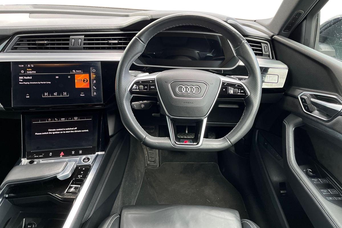 Used Audi e-tron 2022 for sale - 77533297: Photo 11