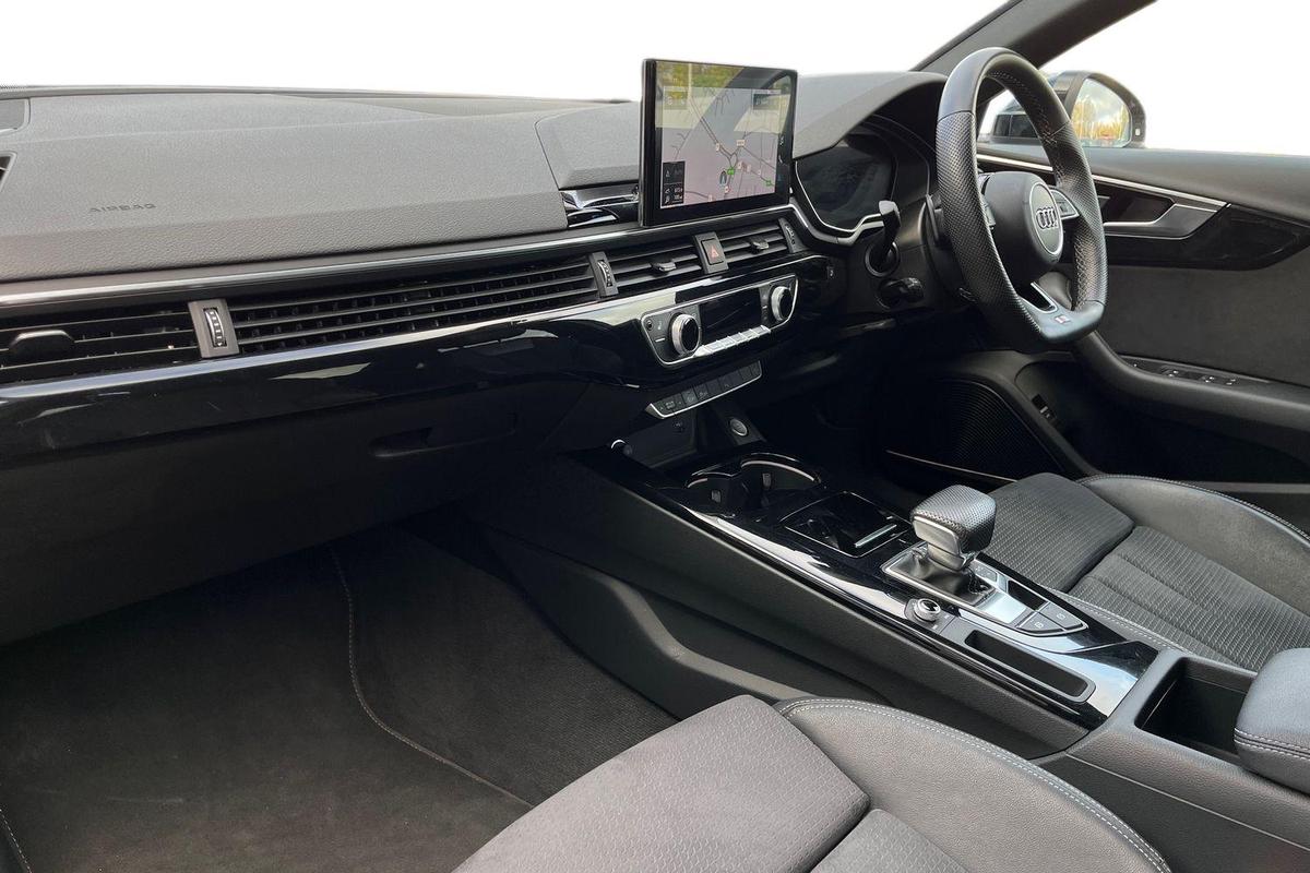 Used Audi A4 2022 for sale - 76675023: Photo 2