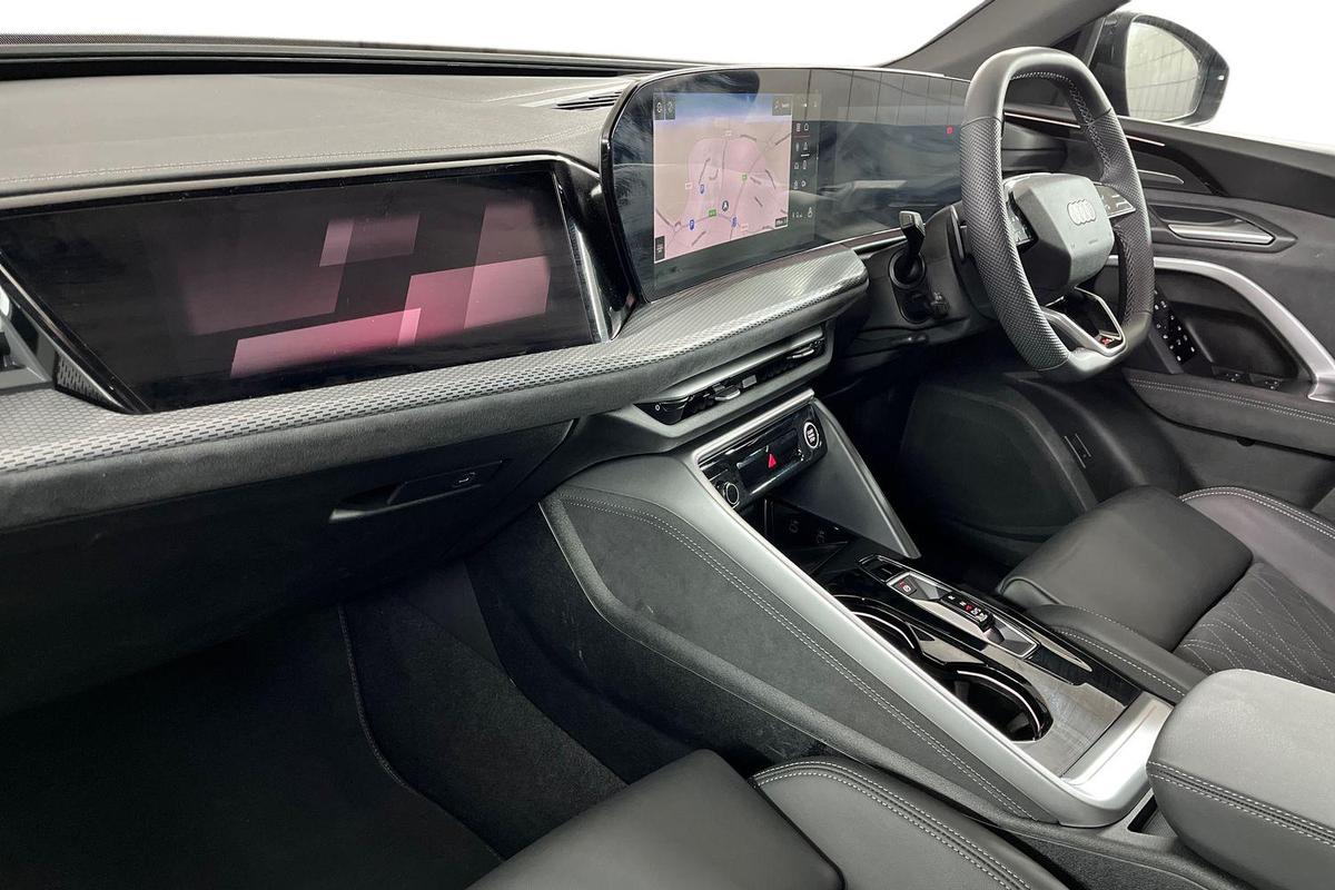 Used Audi Q5 2025 for sale - 77532888: Photo 2