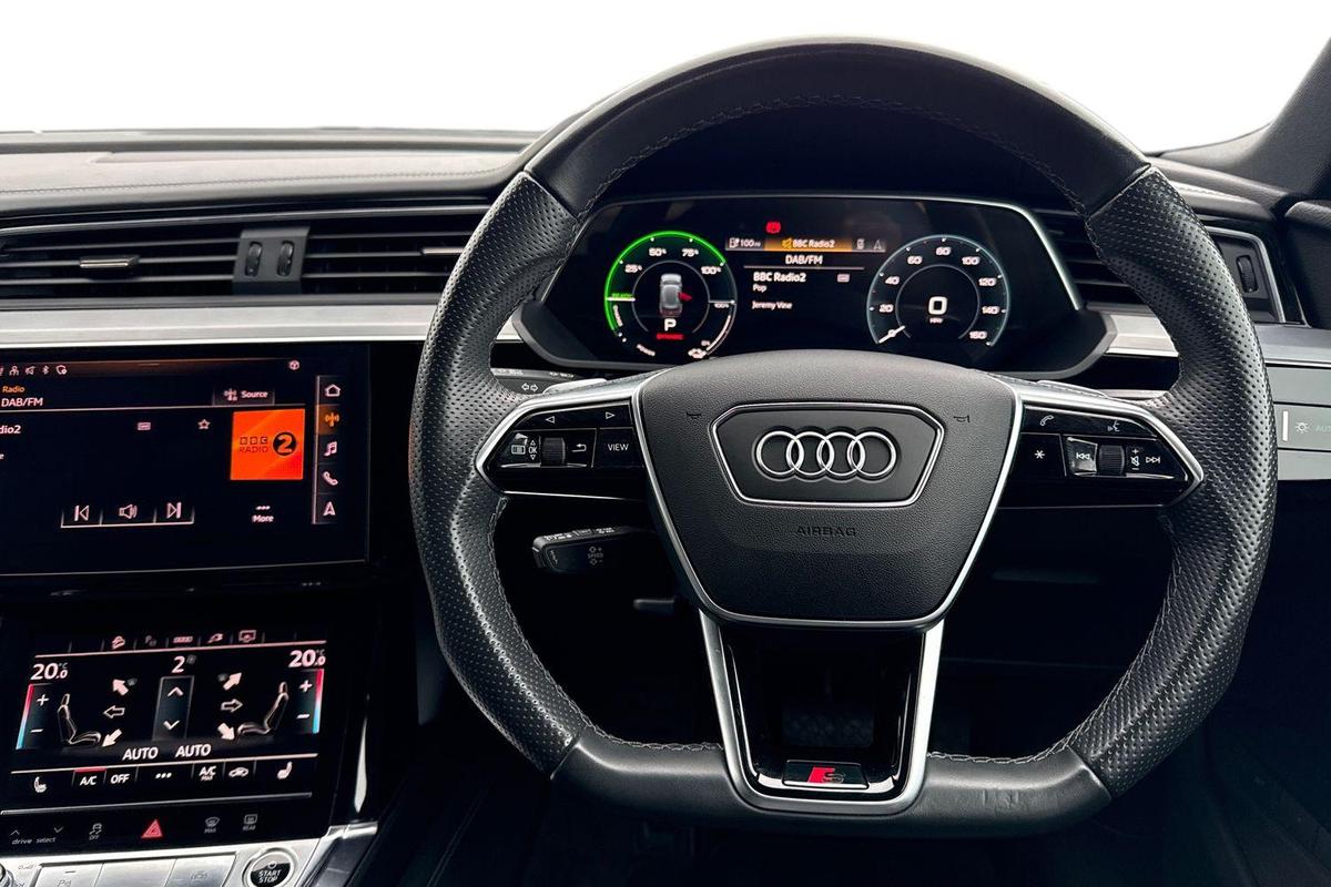 Used Audi e-tron 2022 for sale - 77873559: Photo 11