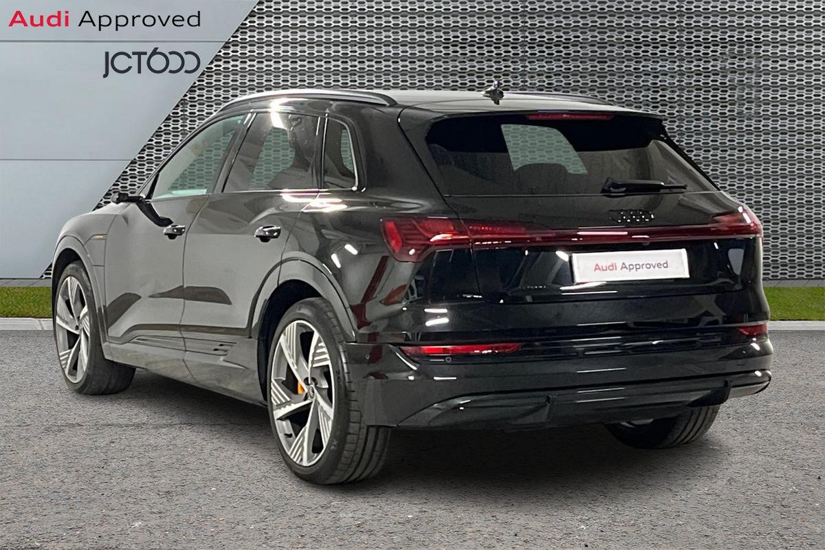 Used Audi e-tron 2022 for sale - 76709932: Photo 3