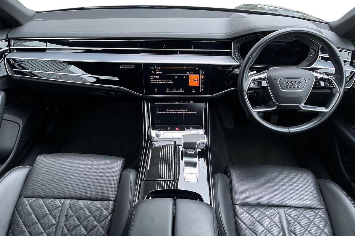 Used Audi A8 2023 for sale - 77533289: Photo 10