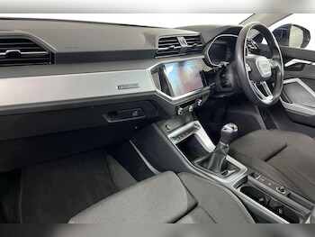 Used Audi Q3 2019 for sale - 77878148: Photo