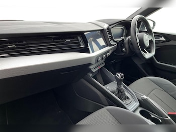 Used Audi A1 2023 for sale - 77354316: Photo