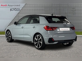 Used Audi A1 2023 for sale - 77354316: Photo
