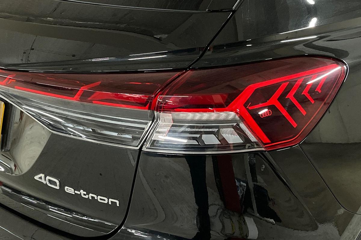 Used Audi Q4 e-tron 2021 for sale - 77532827: Photo 18