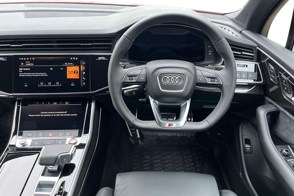 Used Audi Q7 2024 for sale - 77532976: Photo 11