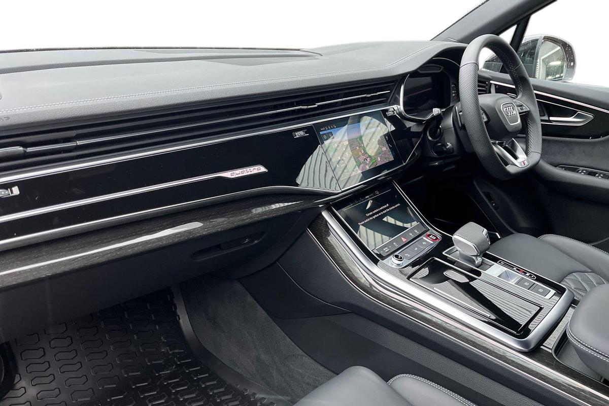 Used Audi Q7 2024 for sale - 77532976: Photo 2