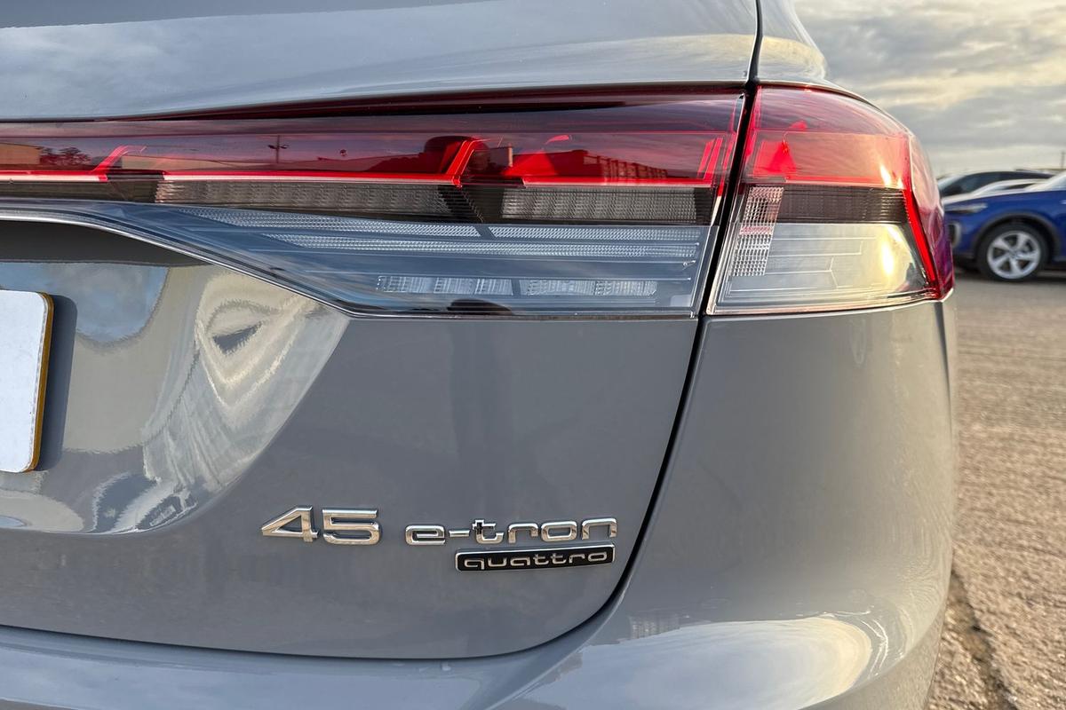 Used Audi Q4 e-tron 2025 for sale - 77340217: Photo 18