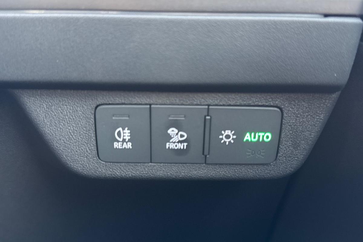 Used Audi Q4 e-tron 2025 for sale - 77340217: Photo 21