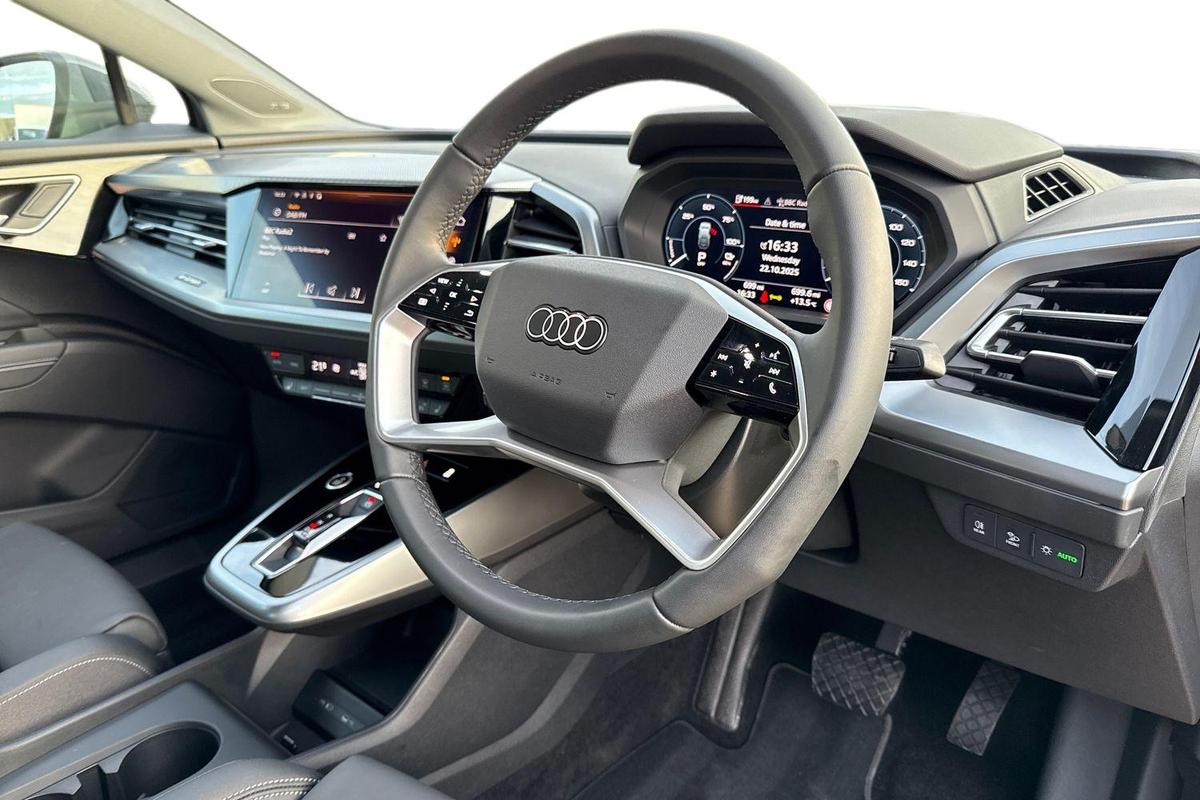 Used Audi Q4 e-tron 2025 for sale - 77340217: Photo 6