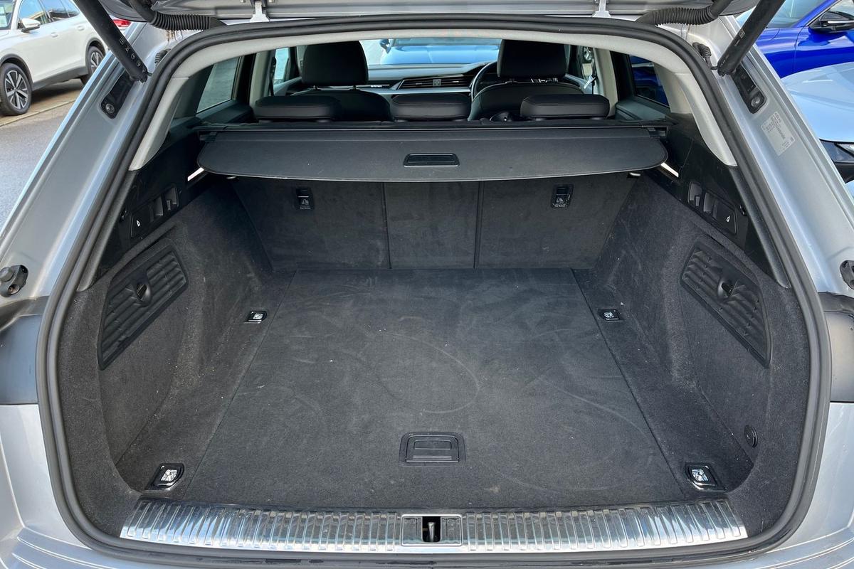 Used Audi e-tron 2021 for sale - 77819497: Photo 12