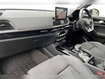 Used Audi Q5 2024 for sale - 76677433: Photo