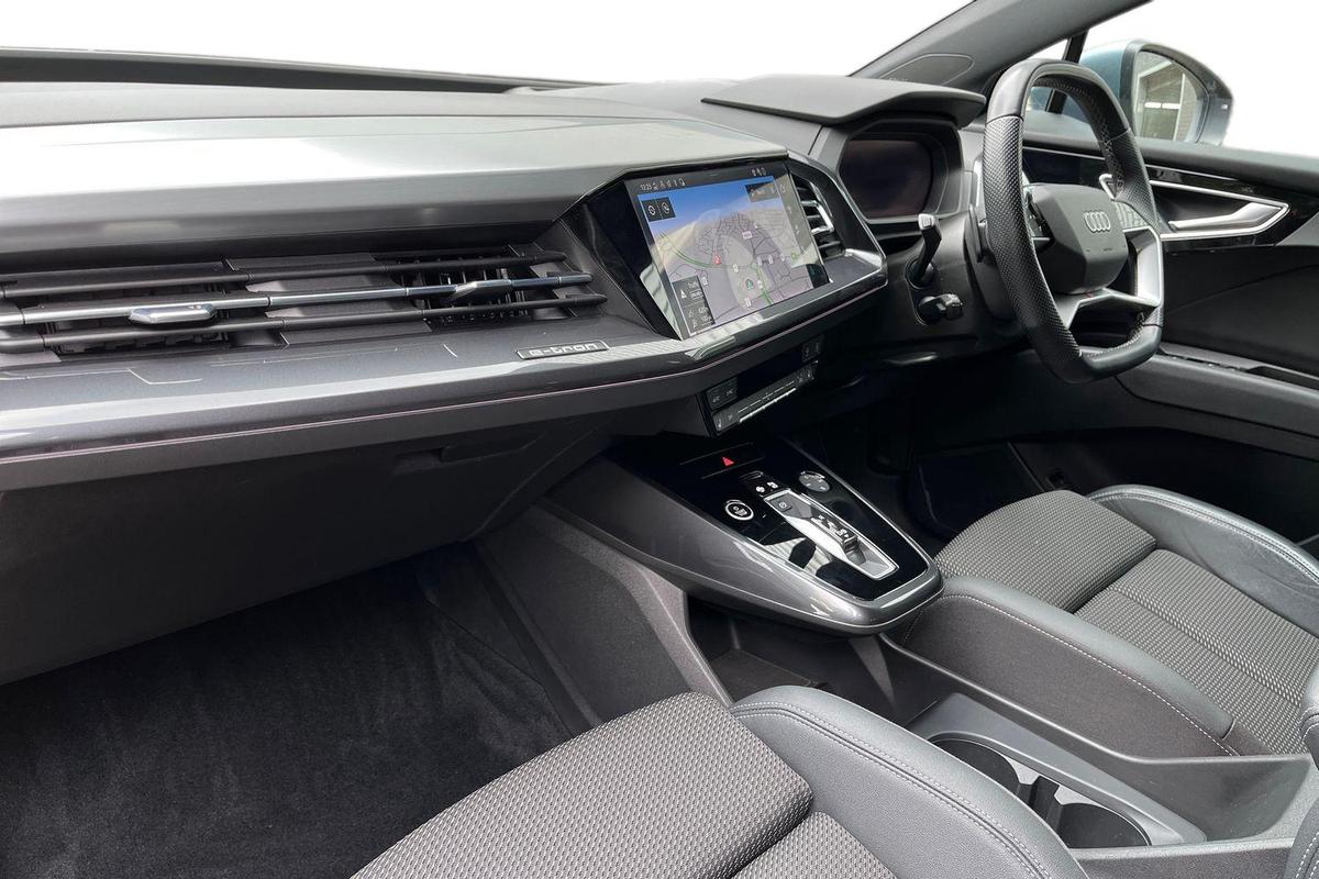 Used Audi Q4 e-tron 2022 for sale - 76675385: Photo 2