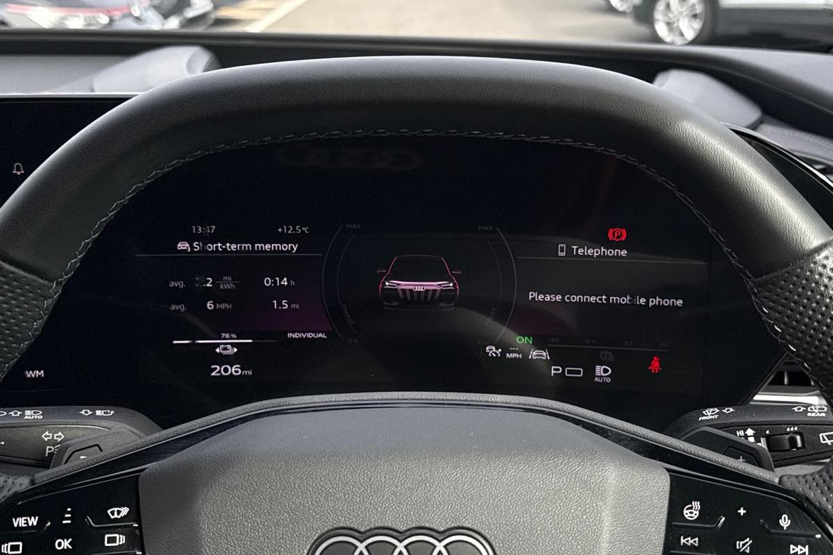 Used Audi Q6 e-tron 2025 for sale - 76679399: Photo 15