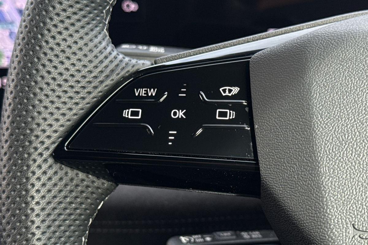 Used Audi Q6 e-tron 2025 for sale - 76679399: Photo 16