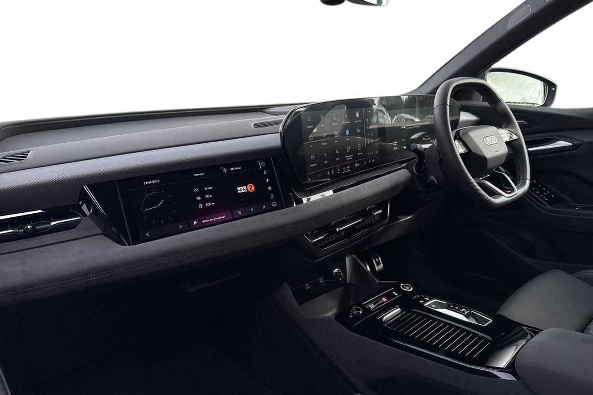 Used Audi Q6 e-tron 2025 for sale - 76679399: Photo 2