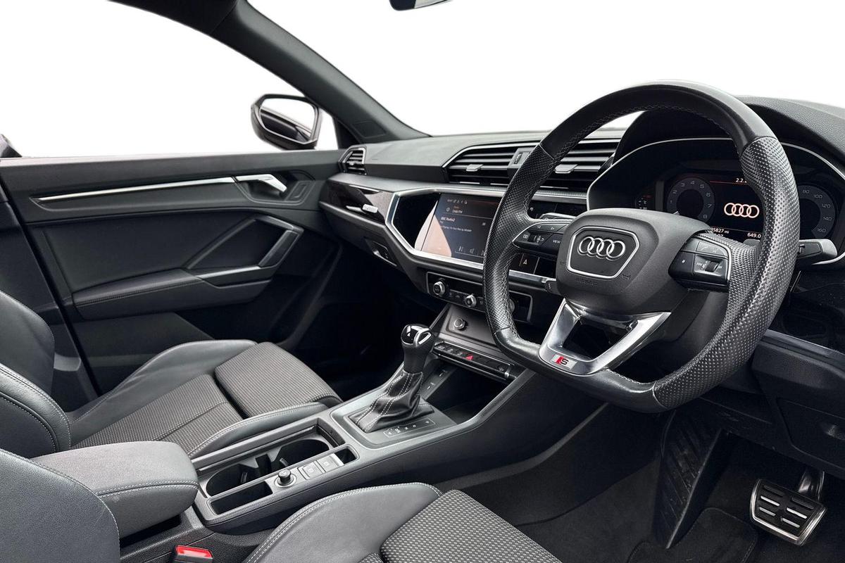 Used Audi Q3 2023 for sale - 77656484: Photo 6