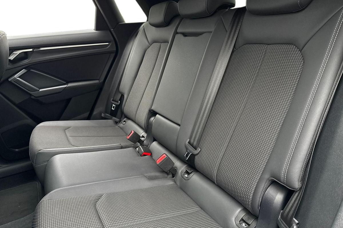 Used Audi Q3 2023 for sale - 77656484: Photo 9