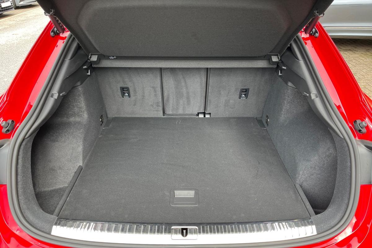 Used Audi Q3 2023 for sale - 77532965: Photo 12